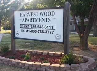 1205 Cable Rd APT 2, Phillipsburg, KS 67661