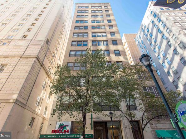 220 S 16th St APT 401