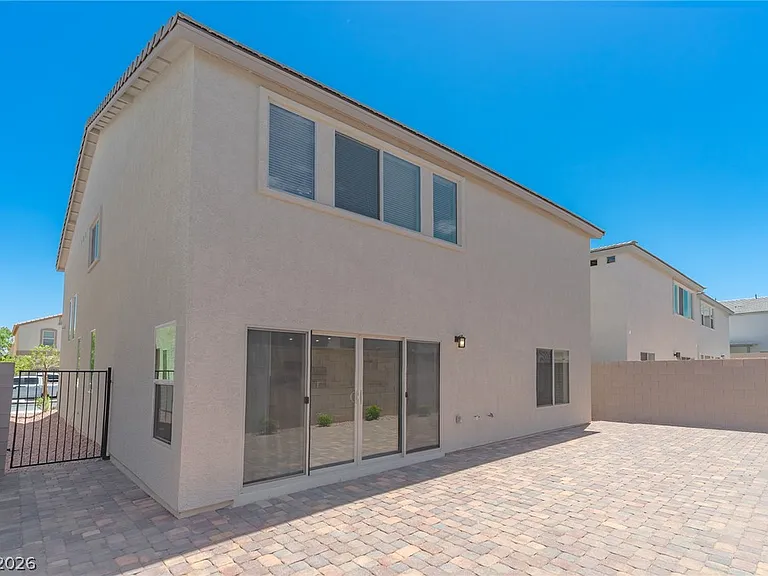 5749 Tioga Way — Photo 27