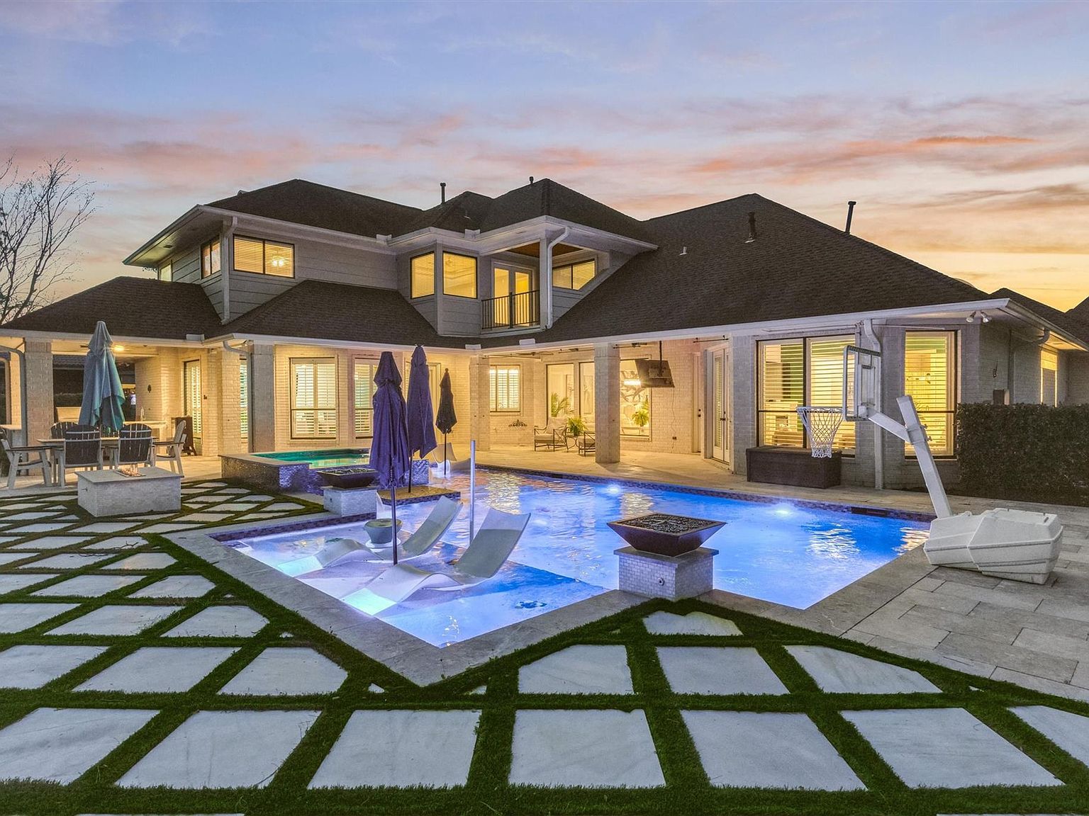 6515 Sussex Ct