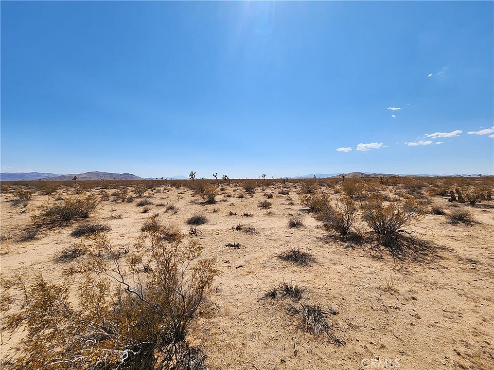 2nd image of 2020 Sunset Rd
