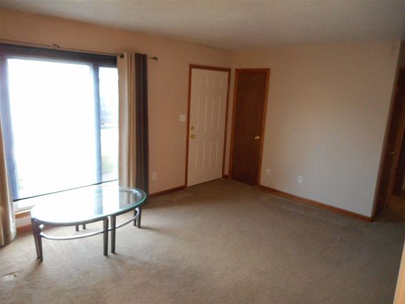 2nd image of 3718 Greenmont Dr