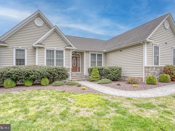 273 Masseys Millpond Rd, Smyrna, DE 19977