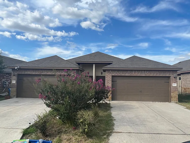 2611 Pahmeyer Rd — Photo 1