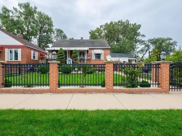 1432 Truman St, Hammond, IN 46320