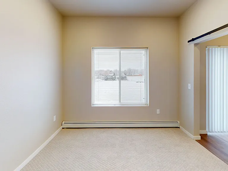 The Plains Apartments — Photo 24
