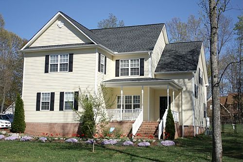 1st image of 416 Hazelwood Dr