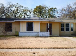 3624 Castleman St, Fort Worth, TX 76119