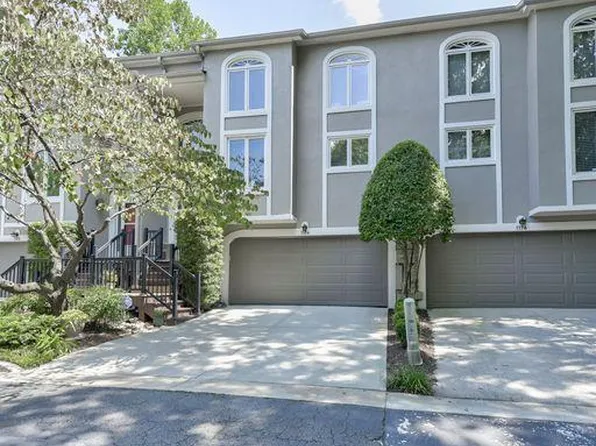 1174 Brookhaven Woods Ct NE, Atlanta, GA 30319