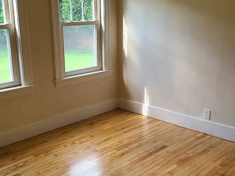 60 Richmond Ave #1 — Photo 9