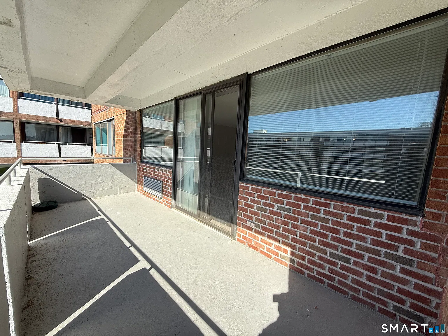 2 bed, 1.5 bath, 1248 sqft, $2,500 — Photo 2