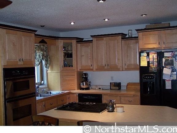 3rd image of 13601 Heather Hills Dr