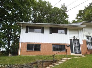 923 Booker Dr, Capitol Heights, MD 20743