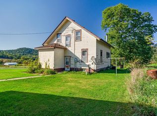 N15088 Hogden Rd, Galesville, WI 54630