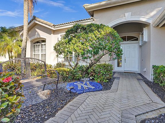 3rd image of 7992 Rockford Road