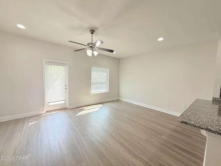 7682 Shadow Lake Dr — Photo 11