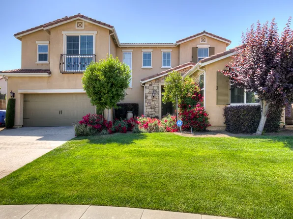 1148 Cordova Ave, Clovis, CA 93619