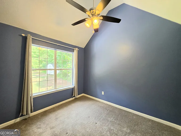 241 Hamilton Dr — Photo 12
