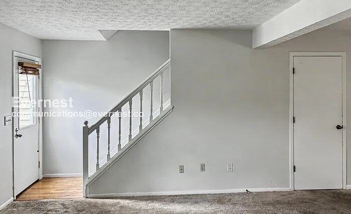 1268 Michigan Ave — Photo 6