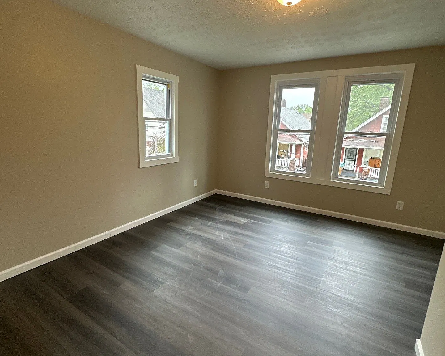 2 bed, 920 sqft, $1,150 — Photo 4