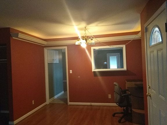 2nd image of 3010 Vogue Ave