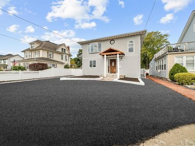 16 Johnson Place, Freeport, NY, 11520