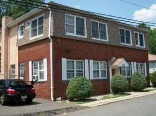 125 Lexington Ave, Linden, NJ 07036