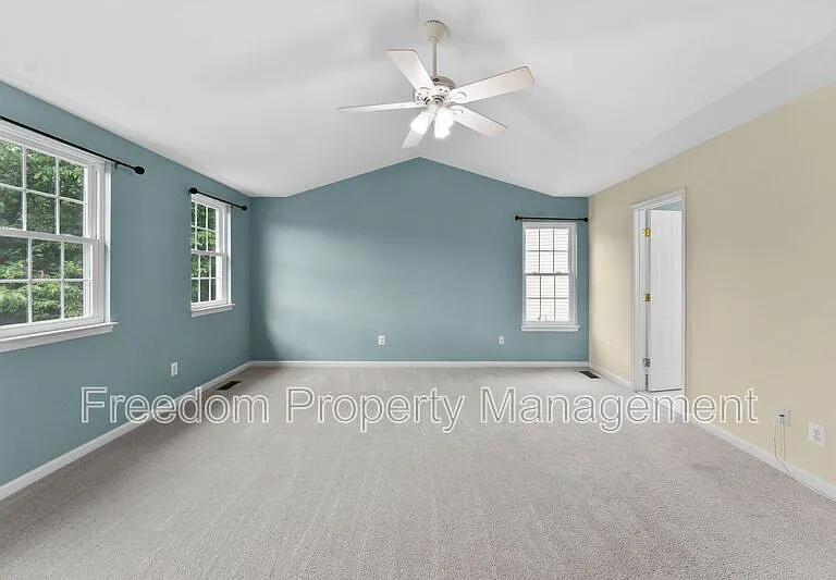 9140 Worthington Dr — Photo 49