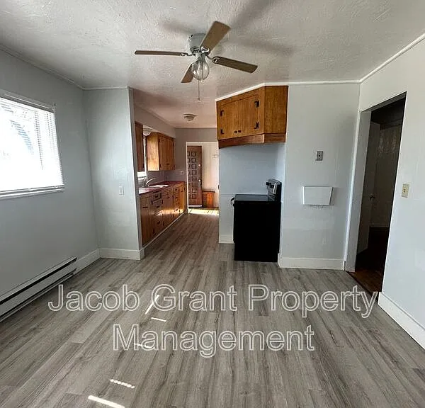 282 J St — Photo 20