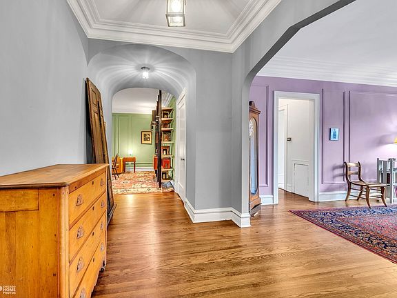 3rd image of 5836 S Stony Island Ave APT 2D