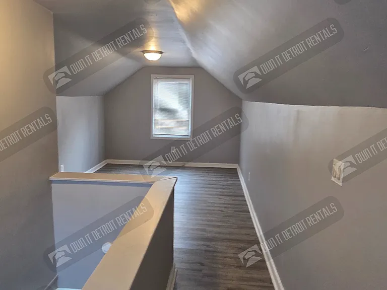 16092 Coram St — Photo 13