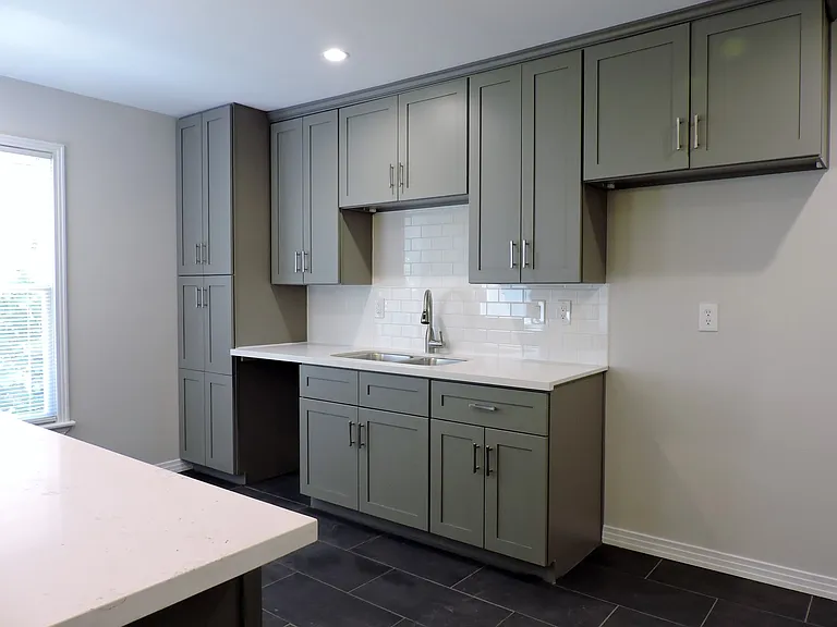 2309 Pembroke Dr #B — Photo 7