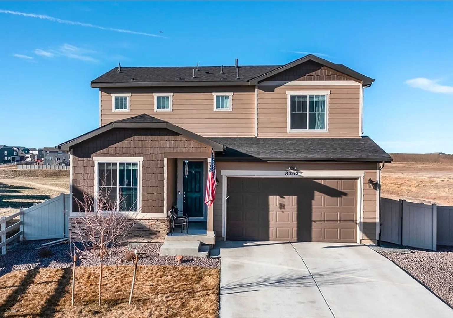 Stunning 4 Bed 3 Bath Home Near Peterson Air Force Base!! — Photo 1