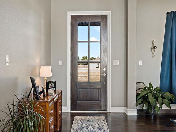 5th image of 1088 Scattered Oaks Trl