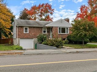 5 Preston St, Wakefield, MA 01880