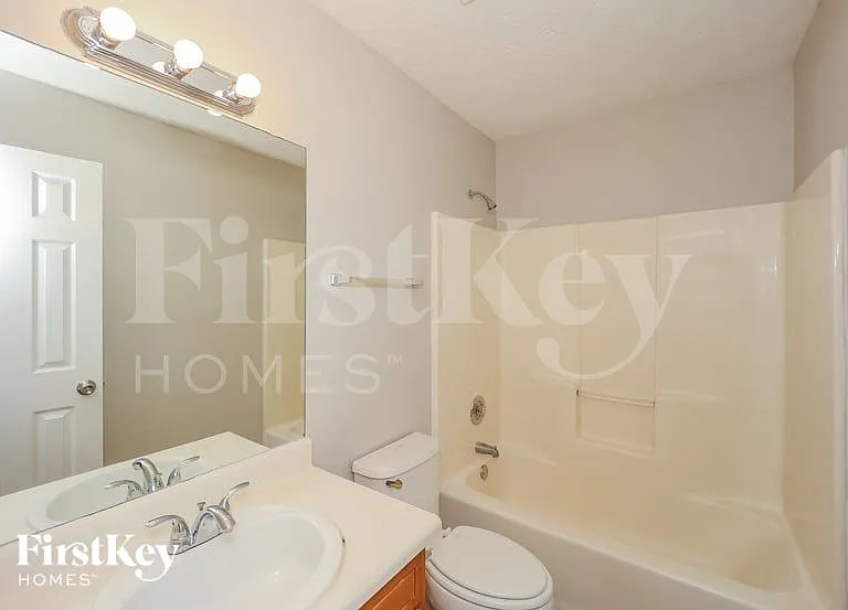 11685 Heritage Dr — Photo 14