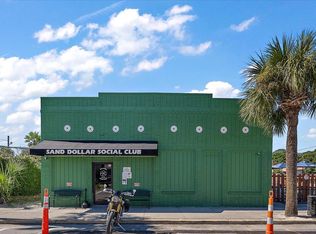 7 Center St, Folly Beach, SC 29439