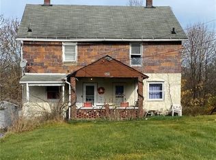 329 Mann Dr, Waynesburg, OH