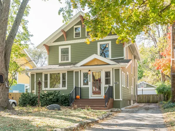1312 41st St, Des Moines, IA 50311