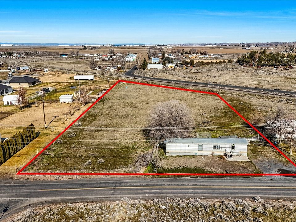 9524 Maple Drive NE, Moses Lake, WA 98837 | MLS #2484409 | Zillow