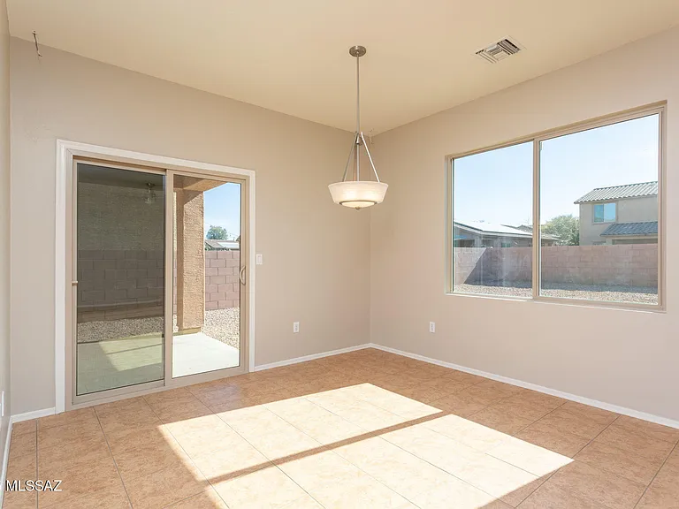 12073 W Hailey Ln — Photo 9