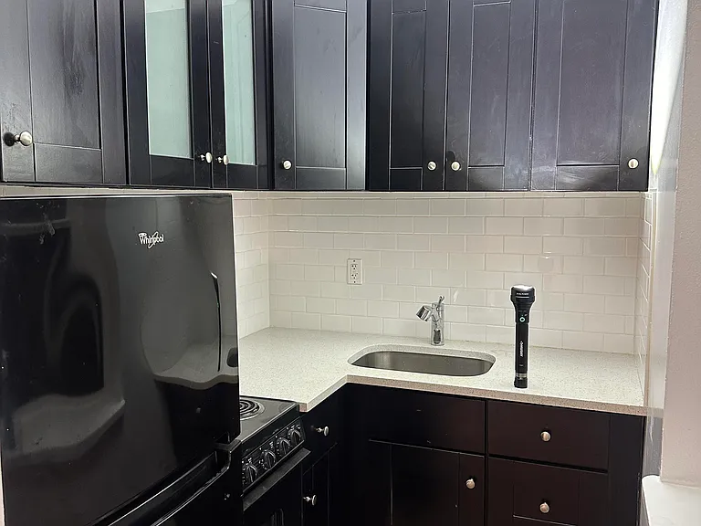 520 E 88th St #1-B — Photo 10