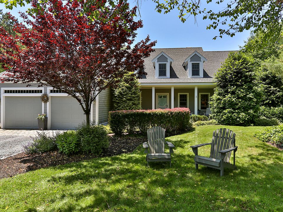 1st image of 123 Indian Hill Rd N