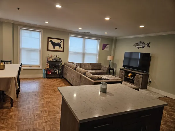 613 4th Street image 3 of 9