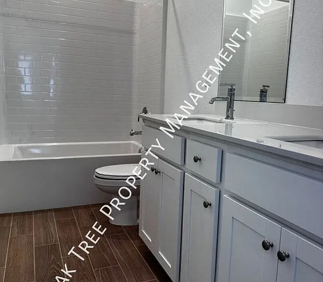 2372 N Phillip Ave — Photo 14