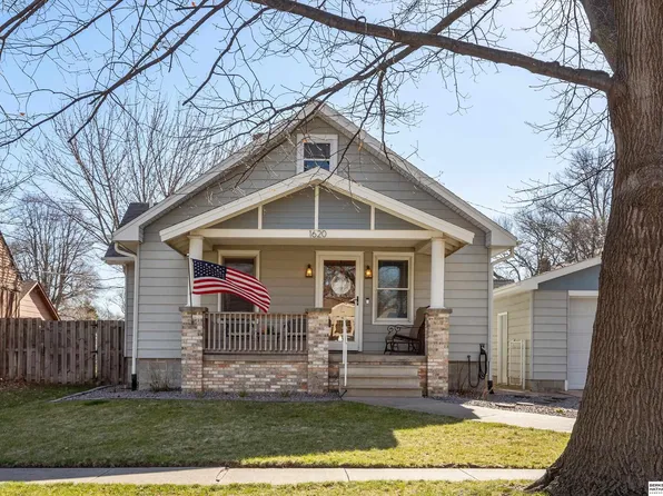 1620 N Maxwell Ave, Fremont, NE 68025