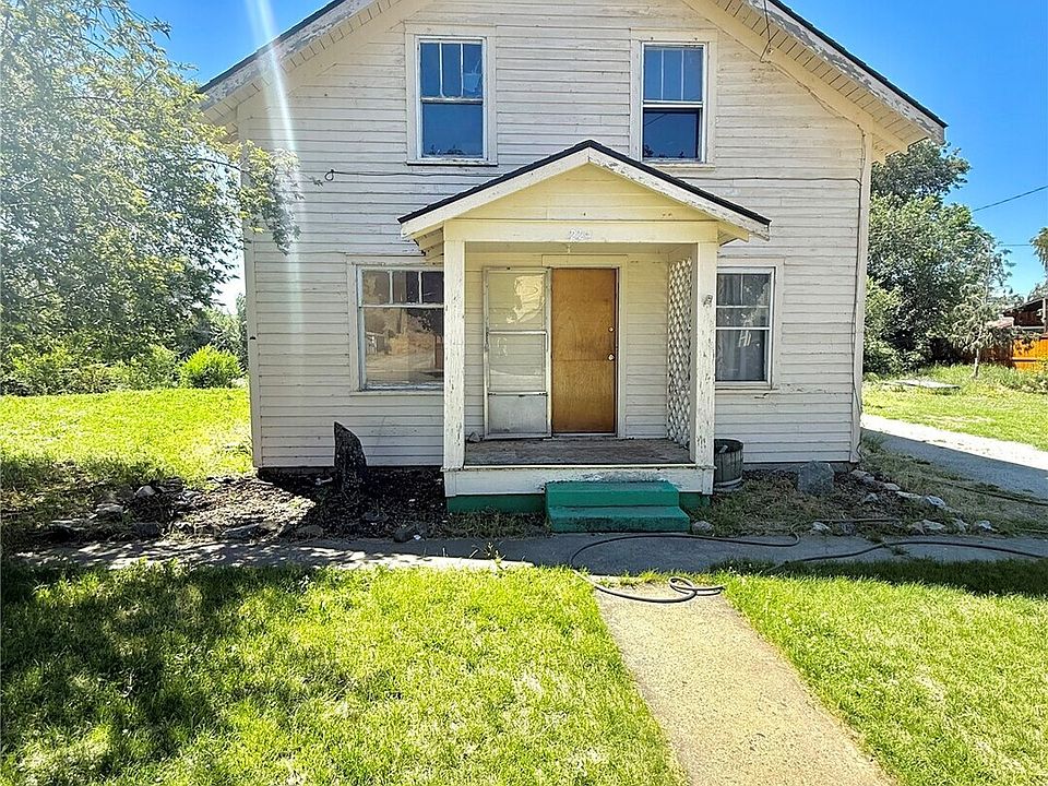1st image of 224 Bartlett Avenue E
