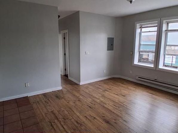 18226 Hillside Ave #1A