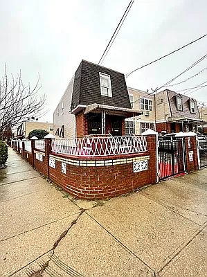 2nd image of 10714 154th St
