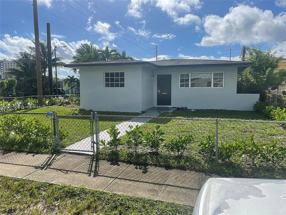 1st image of 490 NE 170th St